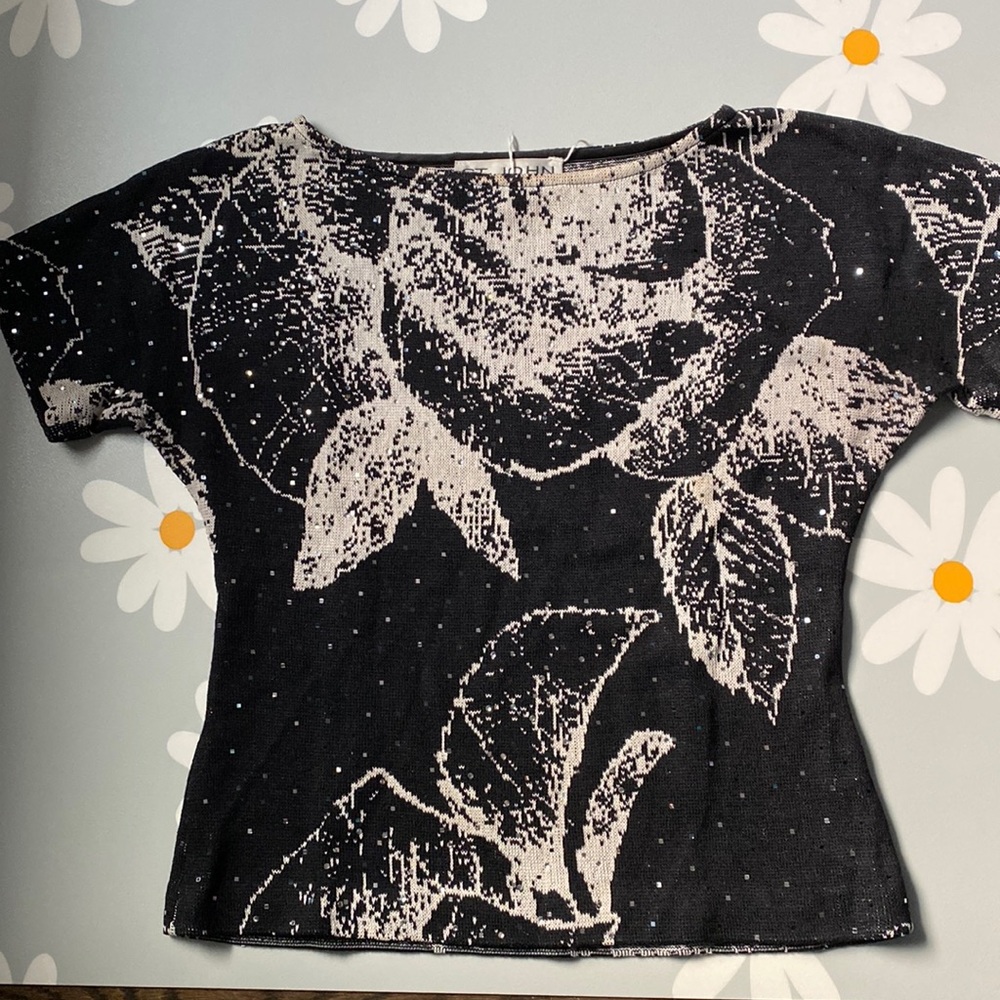 ST JOHN sweater size 2